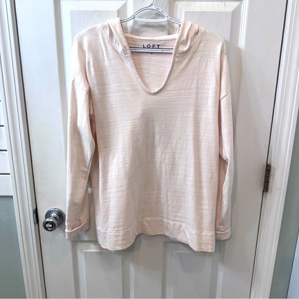 Loft Cream Colored V neck 100% cotton Hoodie Top/Tunic- excellent condition sz S